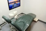Zielony fotel dentystyczny